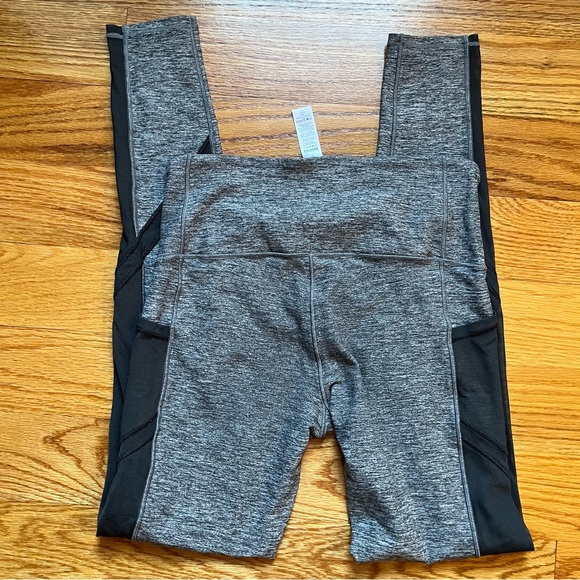 Ivivva gray and black leggings size 14 - Picture 3 of 6